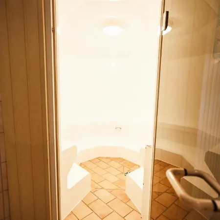 شقة Superior 581, Mit Sauna & Schwimmbad برونلاغ