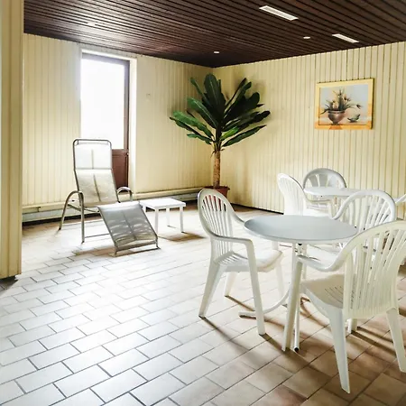 Superior 581, Mit Sauna & Schwimmbad *