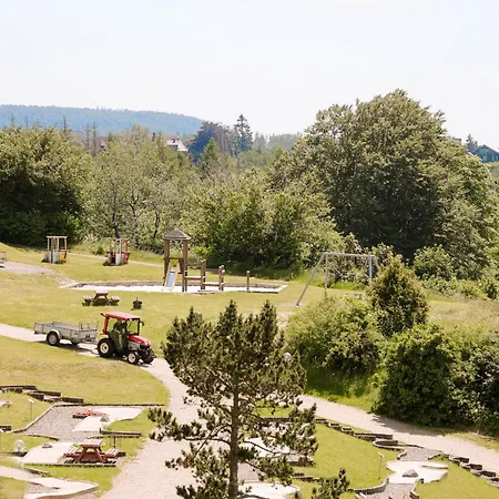 Superior 581, Mit Sauna & Schwimmbad